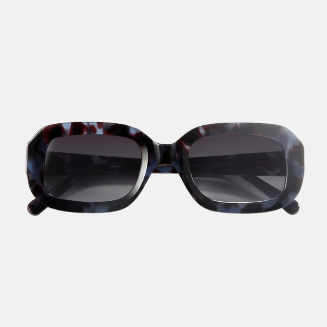 Modern Tortoiseshell Retro Sunglasses