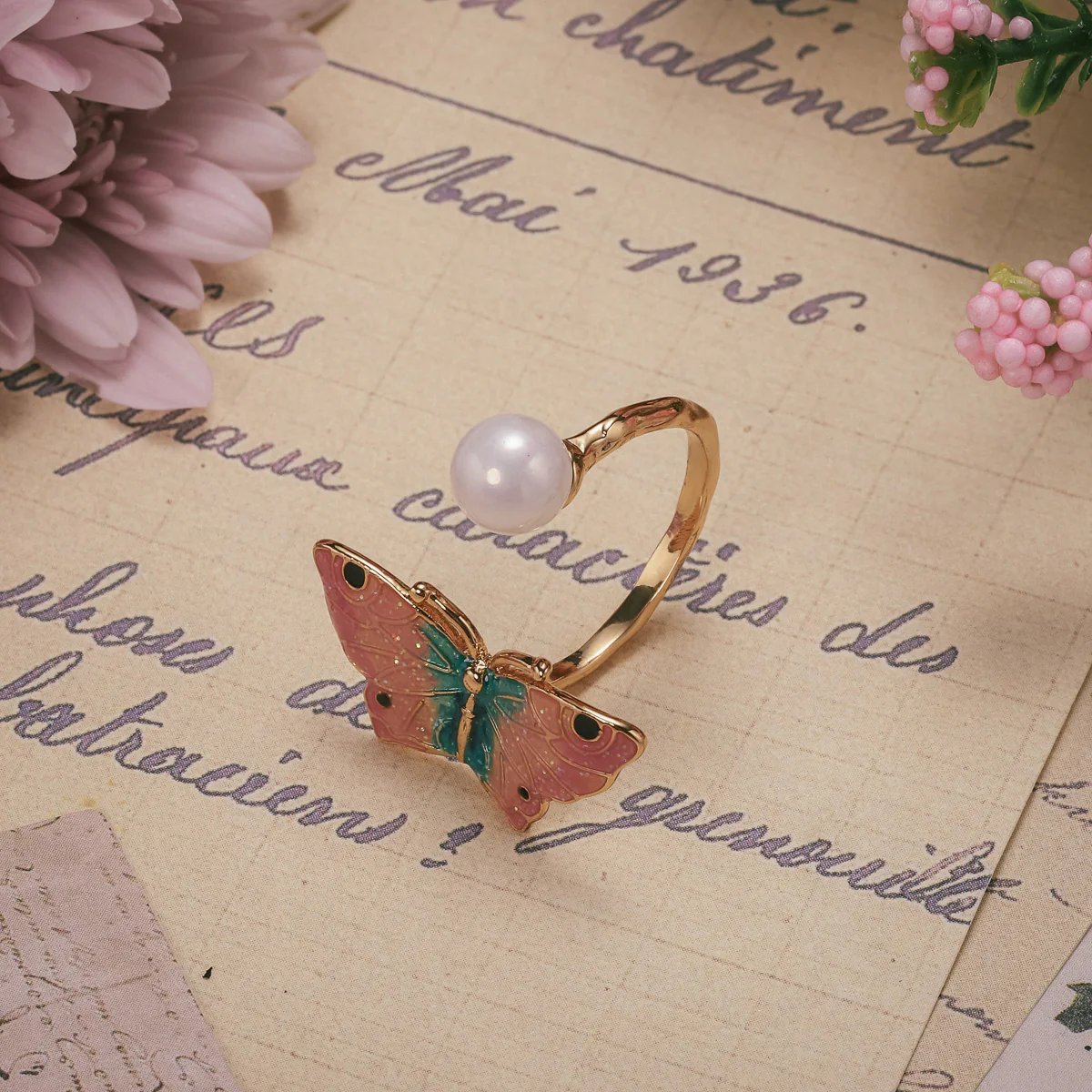 Charming Butterfly Pearl Ring