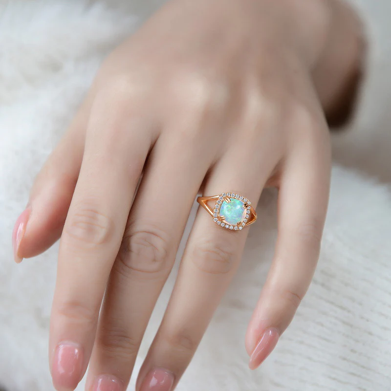 Elegant Crystal Aura Ring